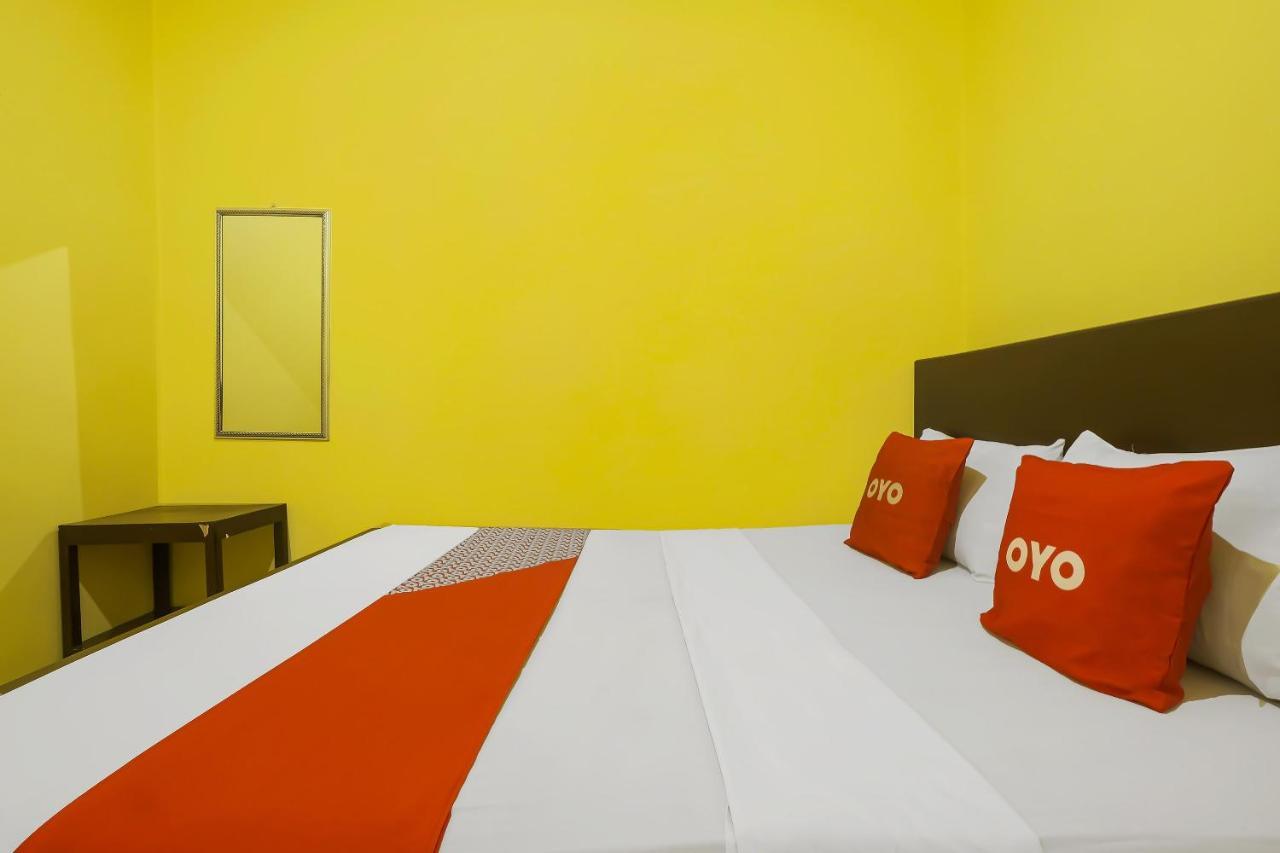 Oyo 92483 Hotel Kirana Salatiga Ngoại thất bức ảnh