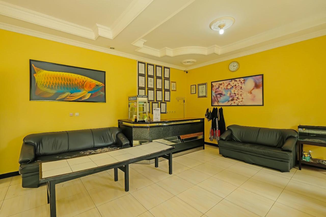 Oyo 92483 Hotel Kirana Salatiga Ngoại thất bức ảnh
